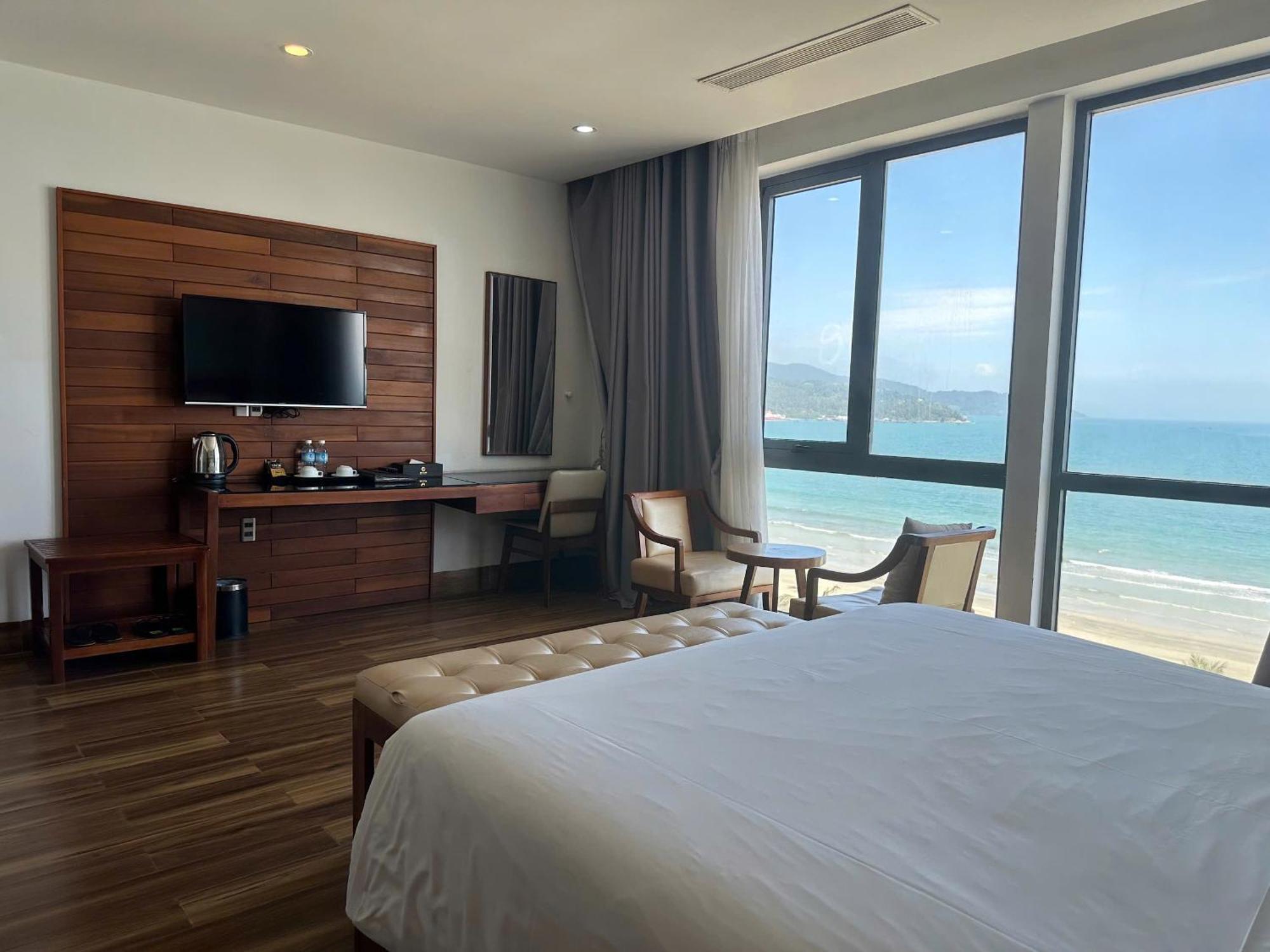 Alisia Beach Hotel Da Nang Luaran gambar